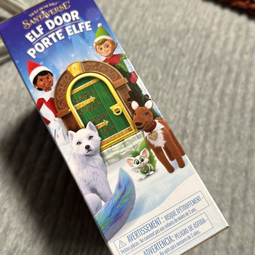 The Elf On The Shelf Magical Elf Door - Picture 3 of 5